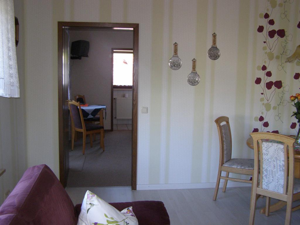 Gaestehaus Cornelia Wildensee Buitenkant foto